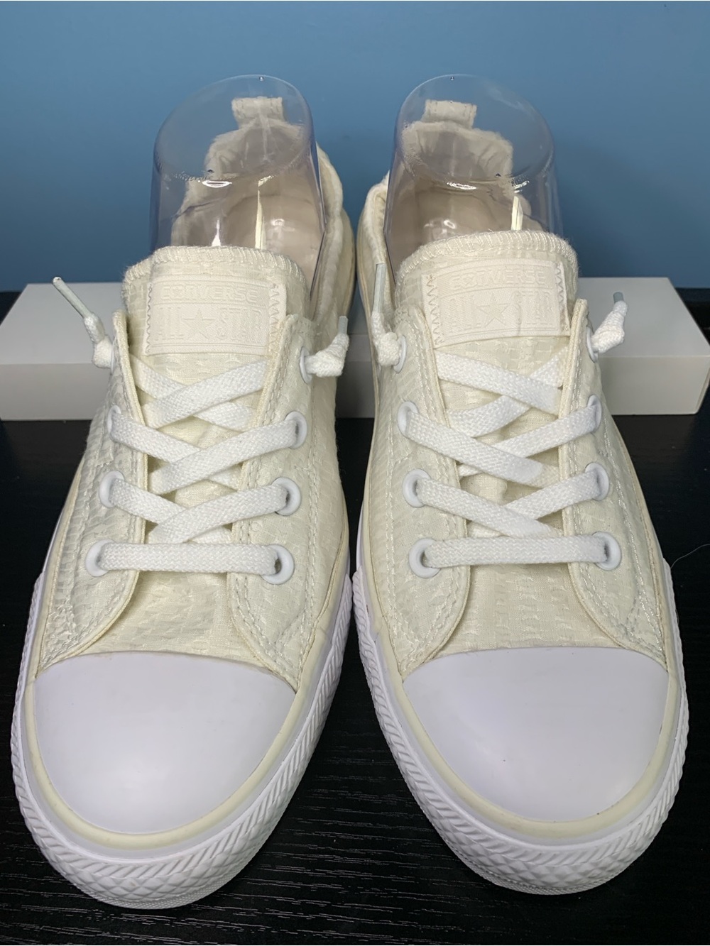 Converse Low Top Lace-Up Sneakers in Cream and White
